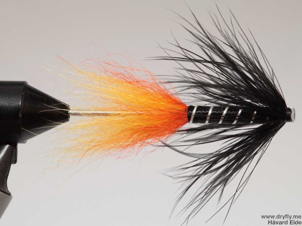 dryfly.me.2014.01.10.tube_fire_tail