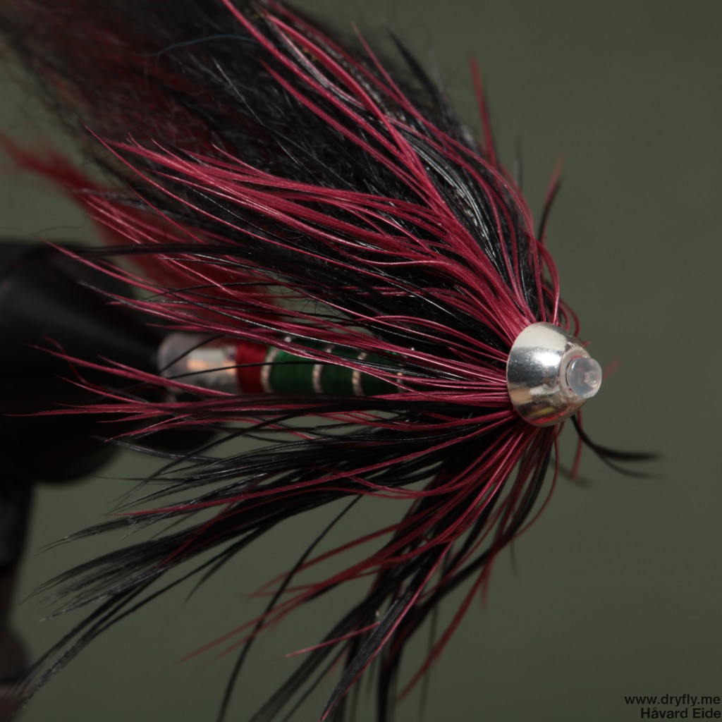 dryfly.me.2014.01.15.red_tag_tube_colors_red_front