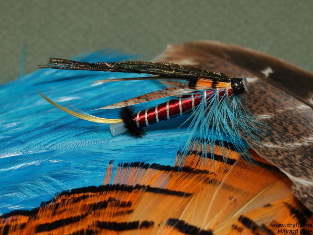 dryfly.me.2014.-6.something_old_feathers